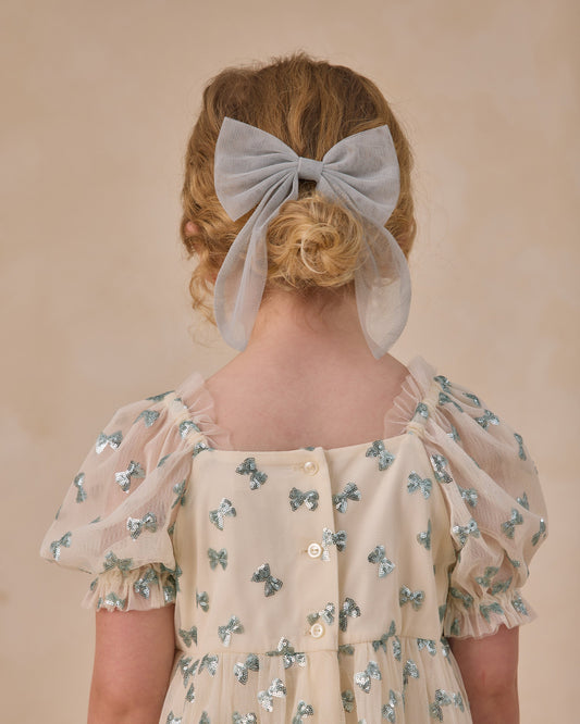 Everly Bow Sky
