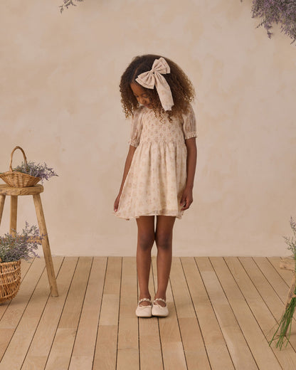 Alice Bow Posy