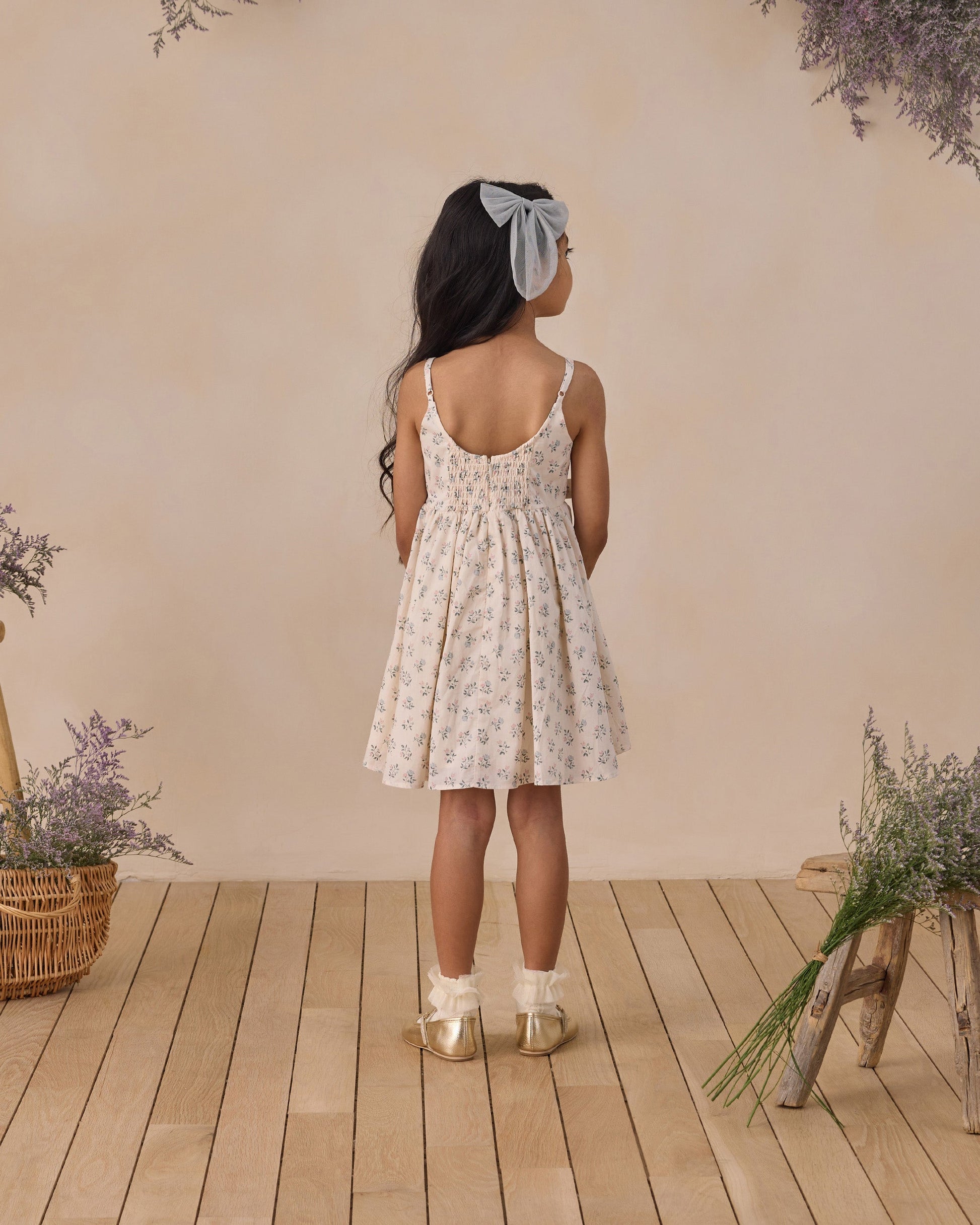 Everly Bow Sky