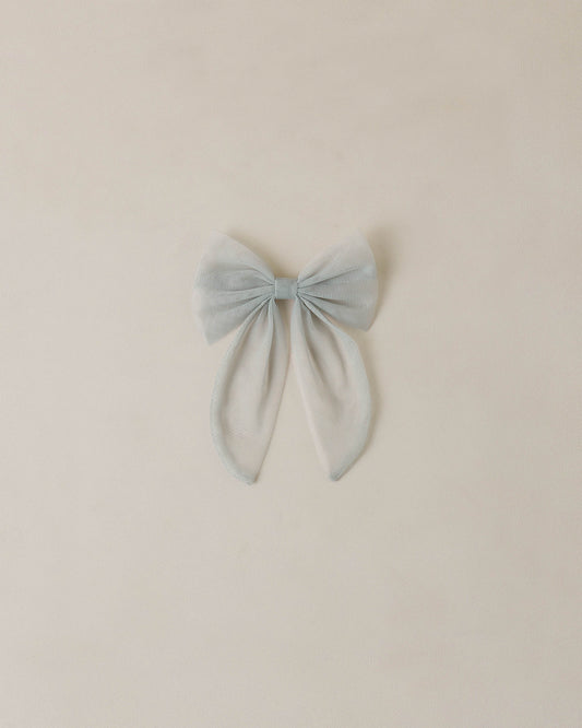 Everly Bow Sky