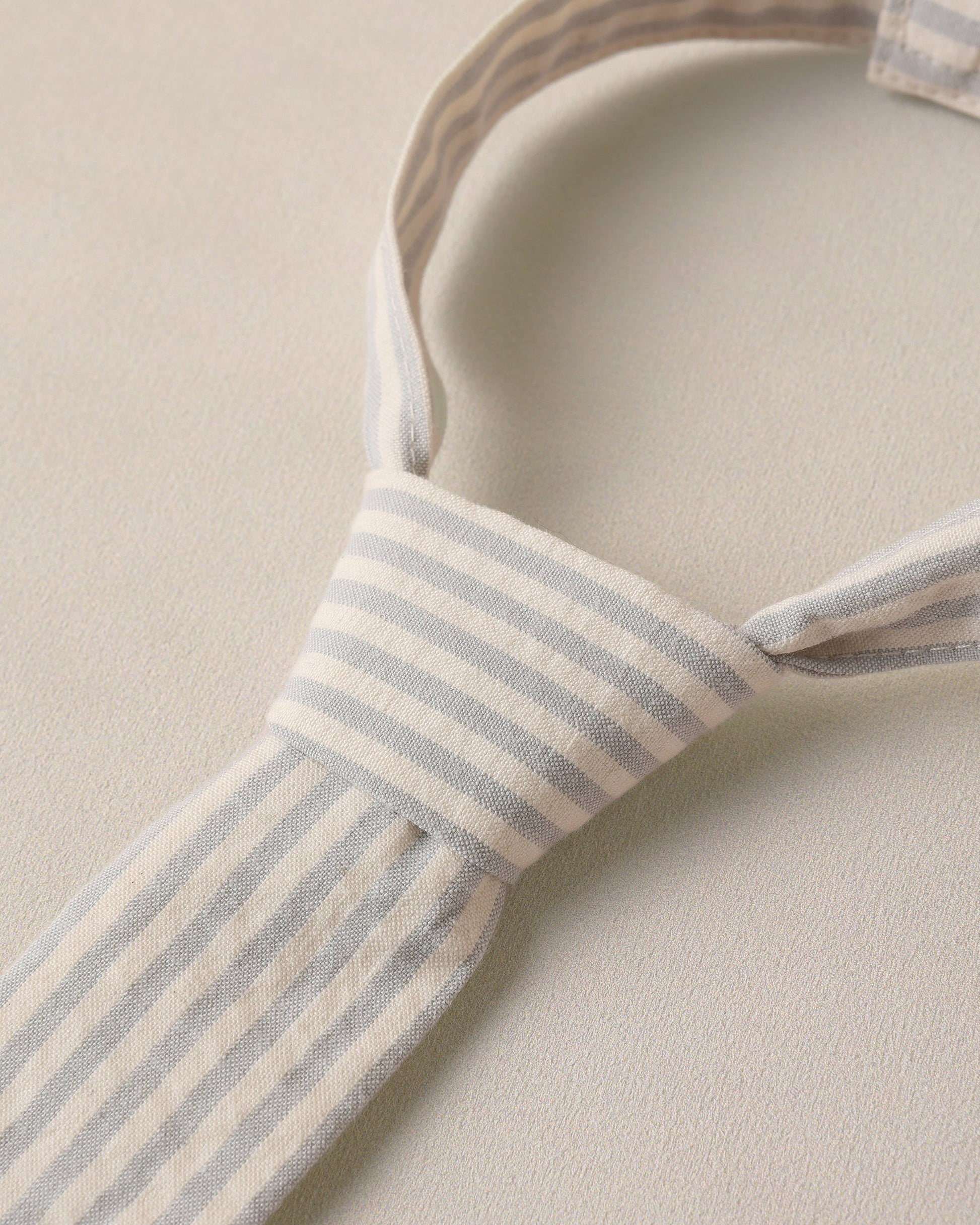 Skinny Tie Sky Stripe