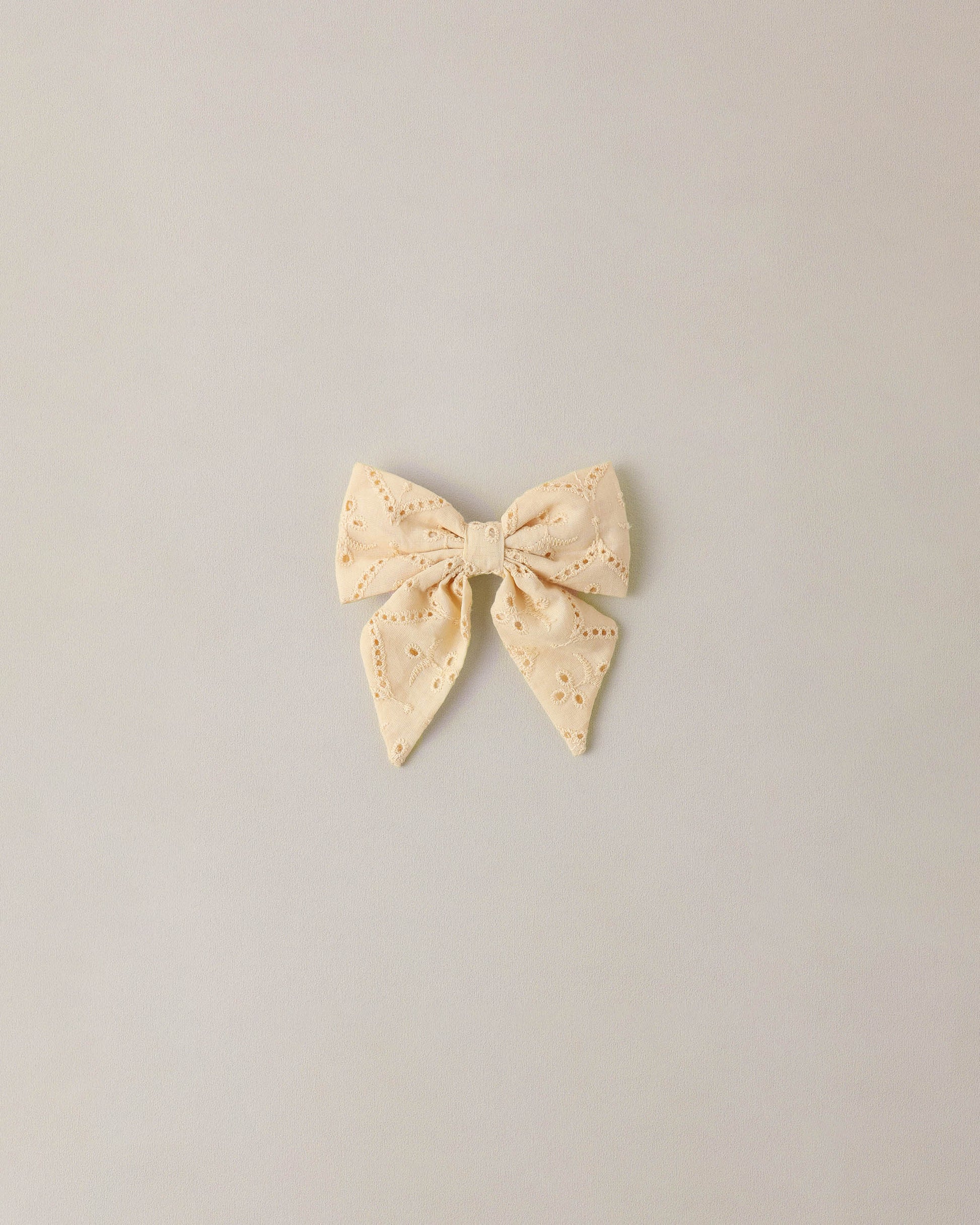 Norah Bow Lemon
