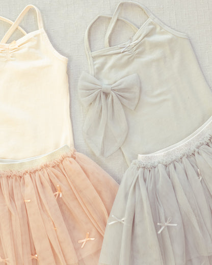 Everly Bow Sky