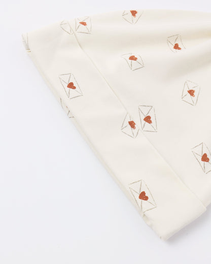 Bamboo Swaddle + Knotted Hat Valentine
