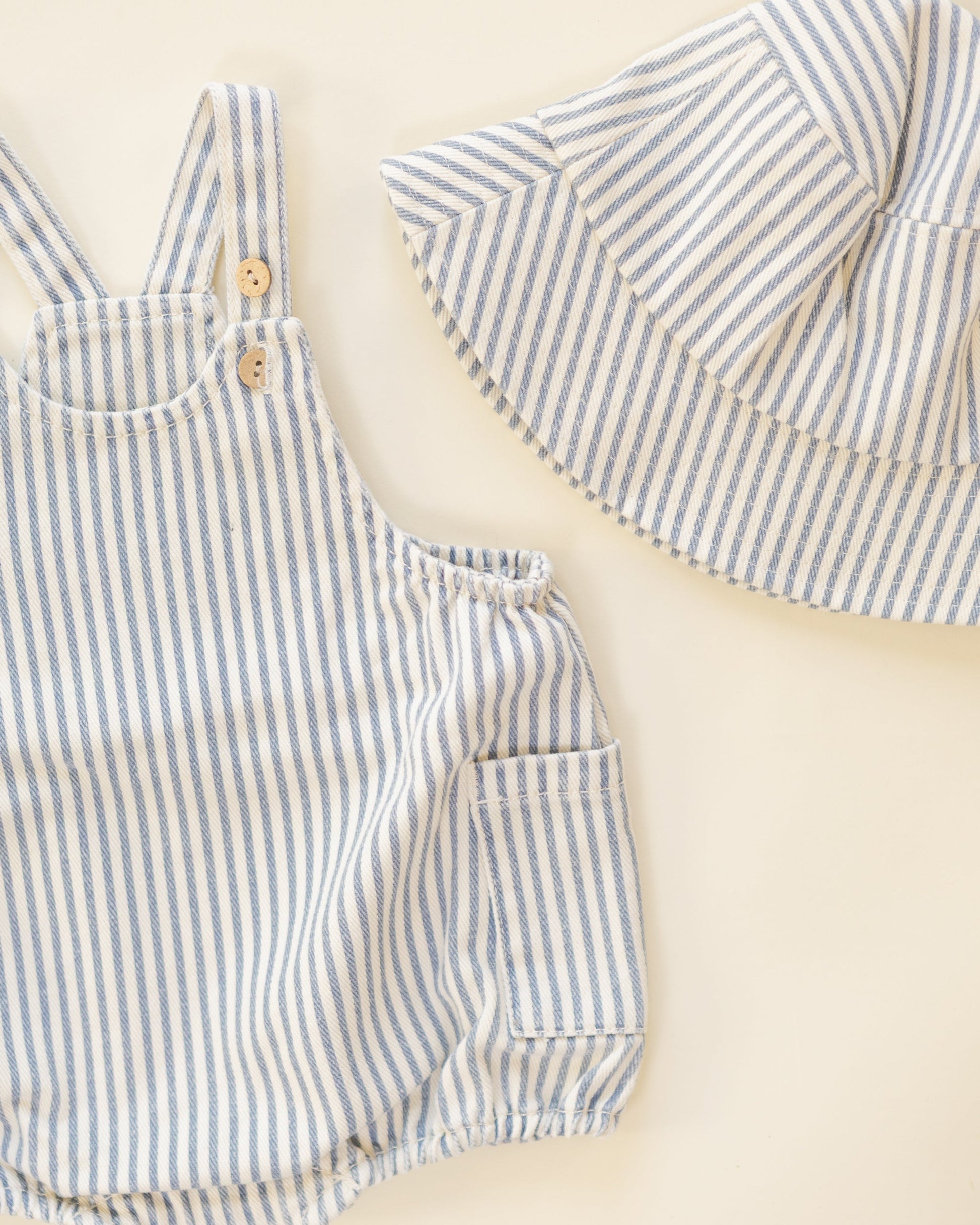 Bucket Hat Railroad Stripe